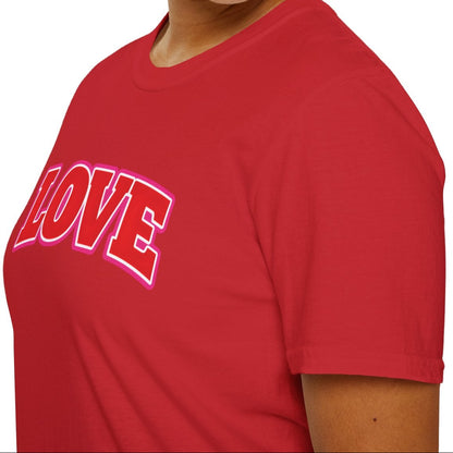 LOVE Tee
