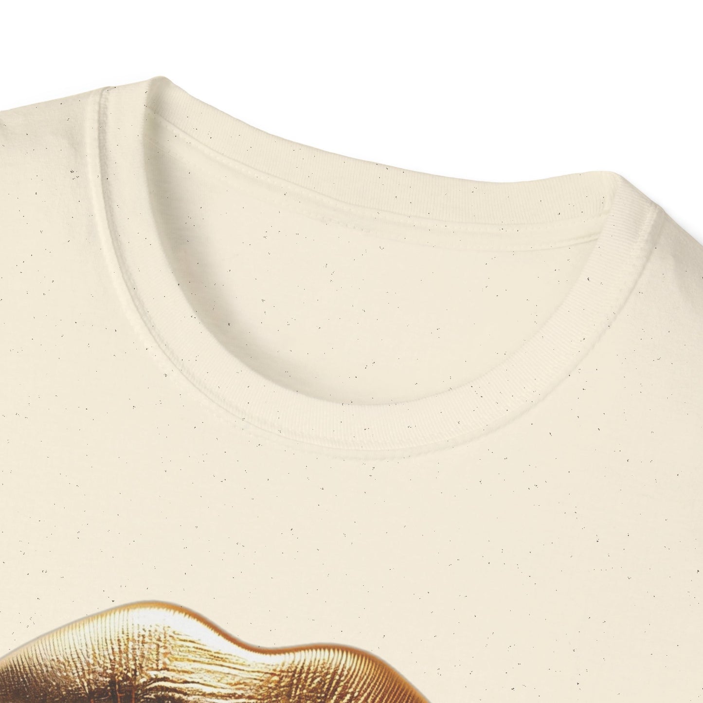Golden Kiss Tee