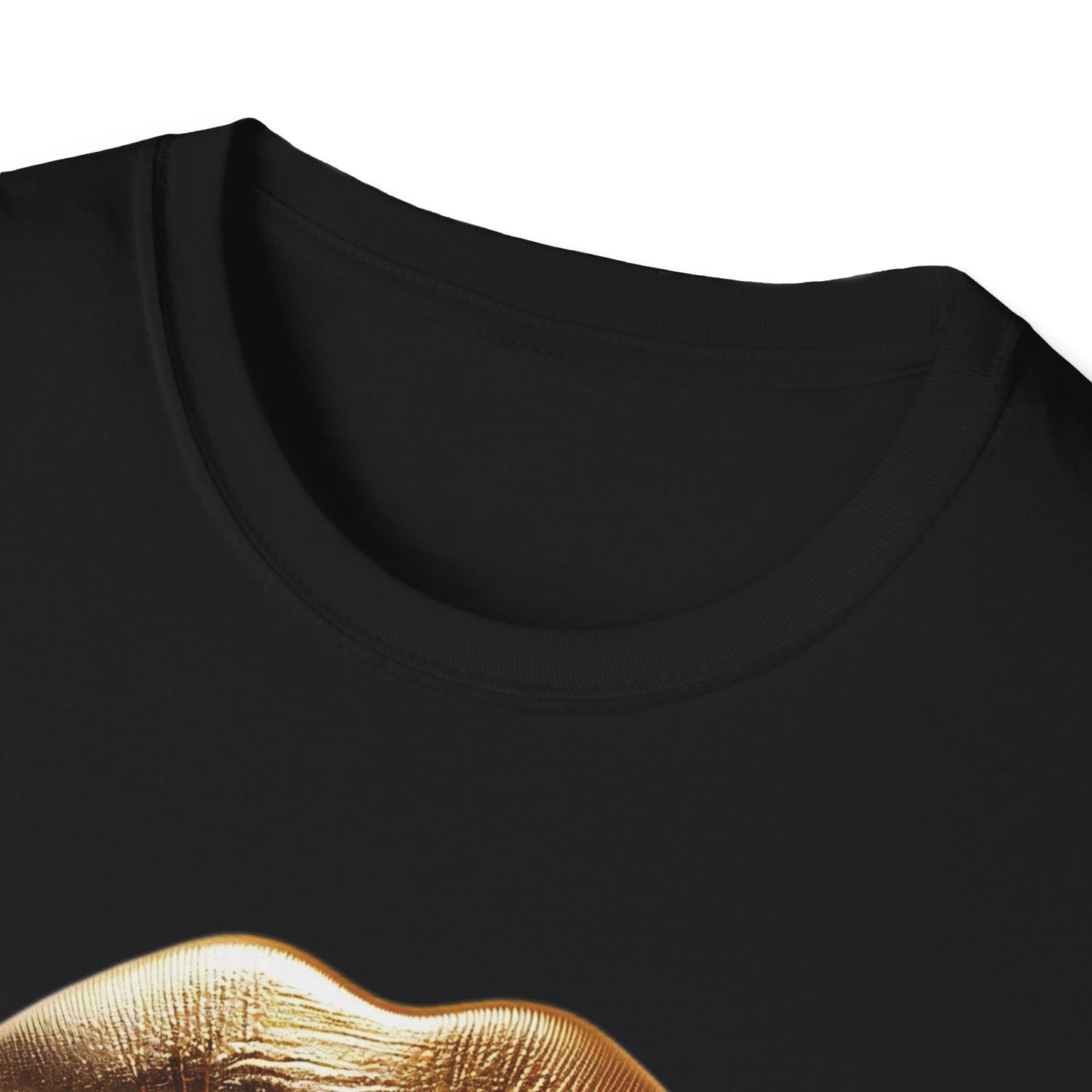 Golden Kiss Tee